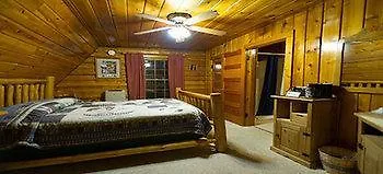 Hotel Twin Pines And Cabins