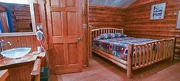Twin Pines And Cabins Hotel Dubois