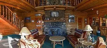 Hotel Twin Pines And Cabins 2*